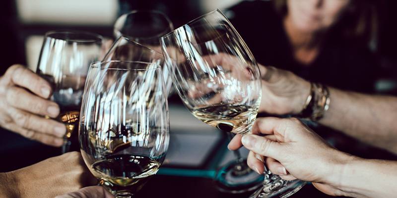 IN-HOUSEI don’t think of myself as a vendor. I’m an extension of your team. My mindset is to integrate and become the most reliable department in your company. I’m a blast at happy hours and I’m pretty sure we’ll be friends by the time we finish our project.